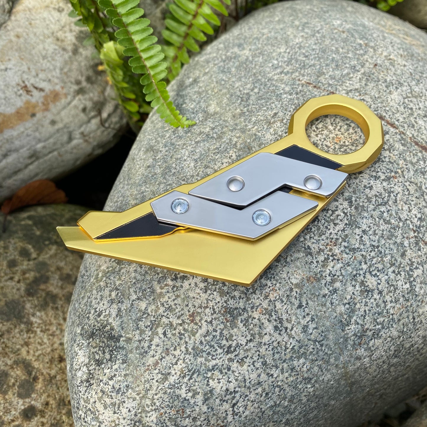 Metal Prime 2.0 Karambit Blunt Blade Trainer Cosplay Prop Game Replica